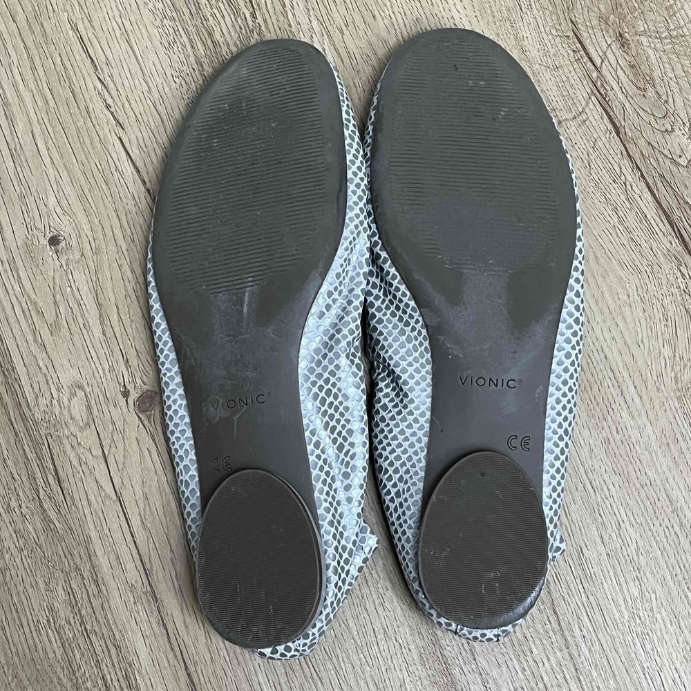 Vionic Alexa Lizard Gray Snake Print Round Toe Ballet Flats Shoes Size US 9.5 - Picture 6 of 16